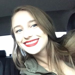 Meet your Posher, Sara